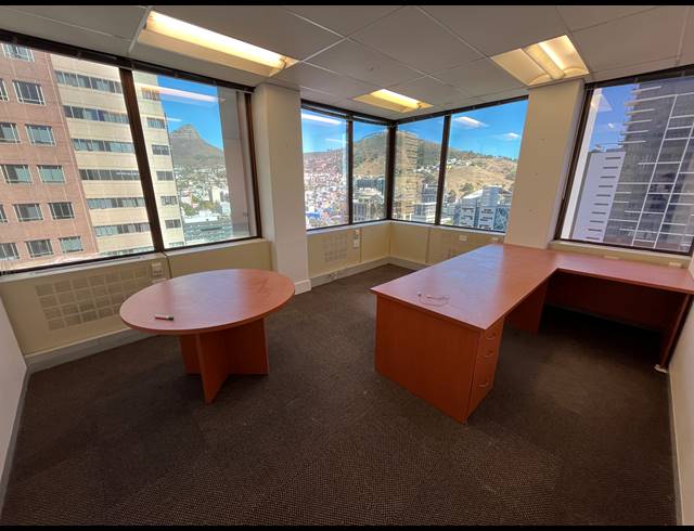 676M² OFFICE TO LET IN CAPE TOWN CITY CENTRE